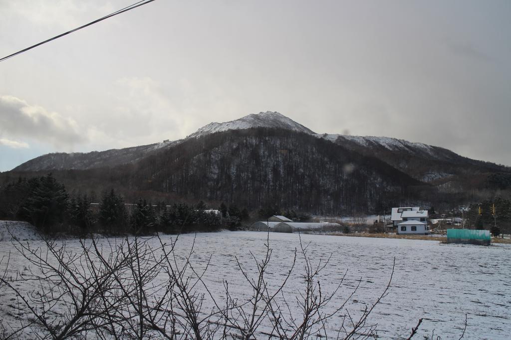Sobetsu ホテル中の島別館 מראה חיצוני תמונה